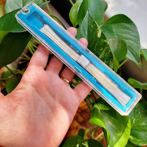 Vintage Silver & Gold Watchband - Picture 4 of 5